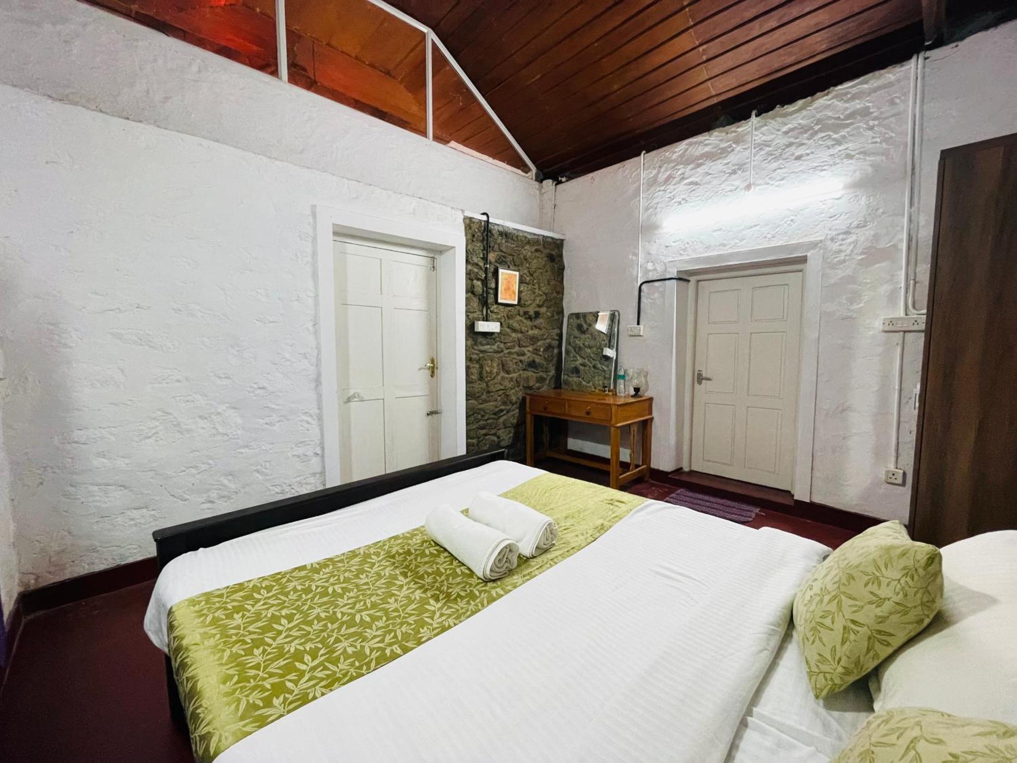 Thottom Stays Private Bungalow Munnar Exterior foto
